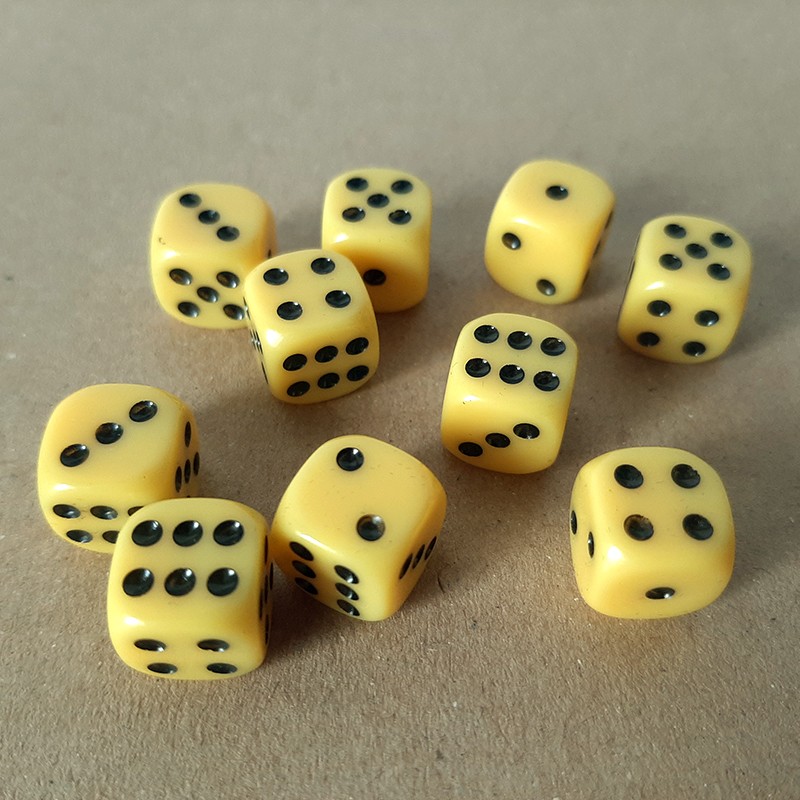 Set of 10 yellow six sided dice